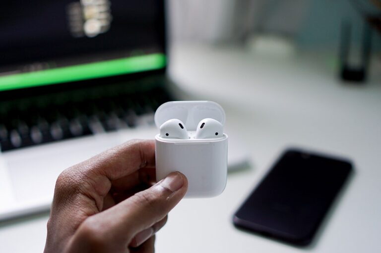 Как да промените баса на Airpods